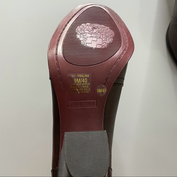 Vince Camuto Women’s Leather Booties/ Ankle Boots - Picture 7 of 8